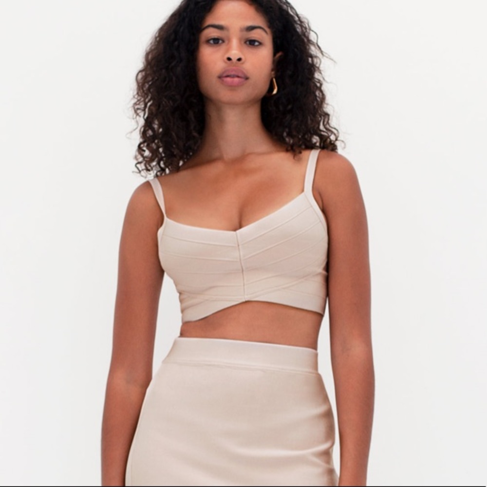Ten by Babaton Flicker Top NWT - Aritzia